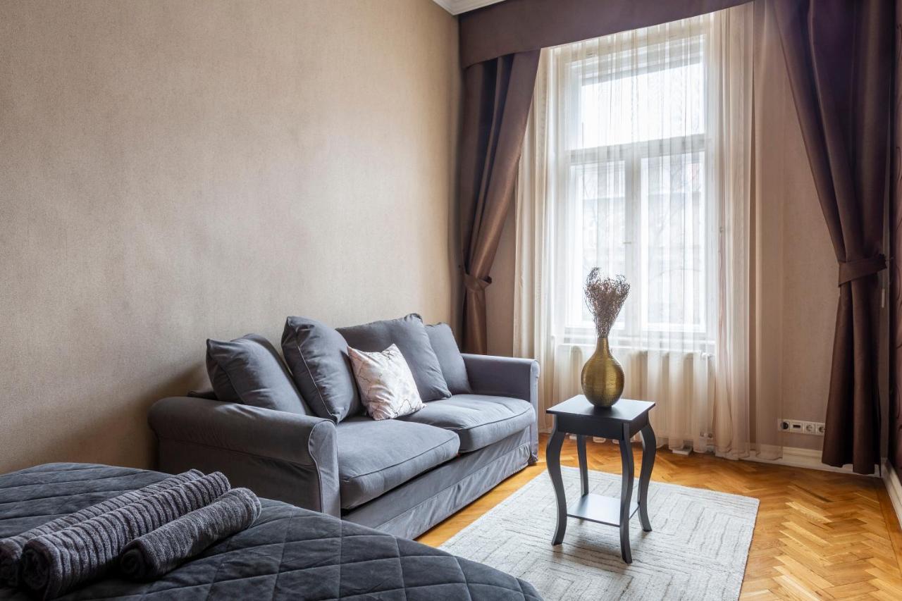 Luxury Central Home Next To The New York Cafe Budapesta Exterior foto