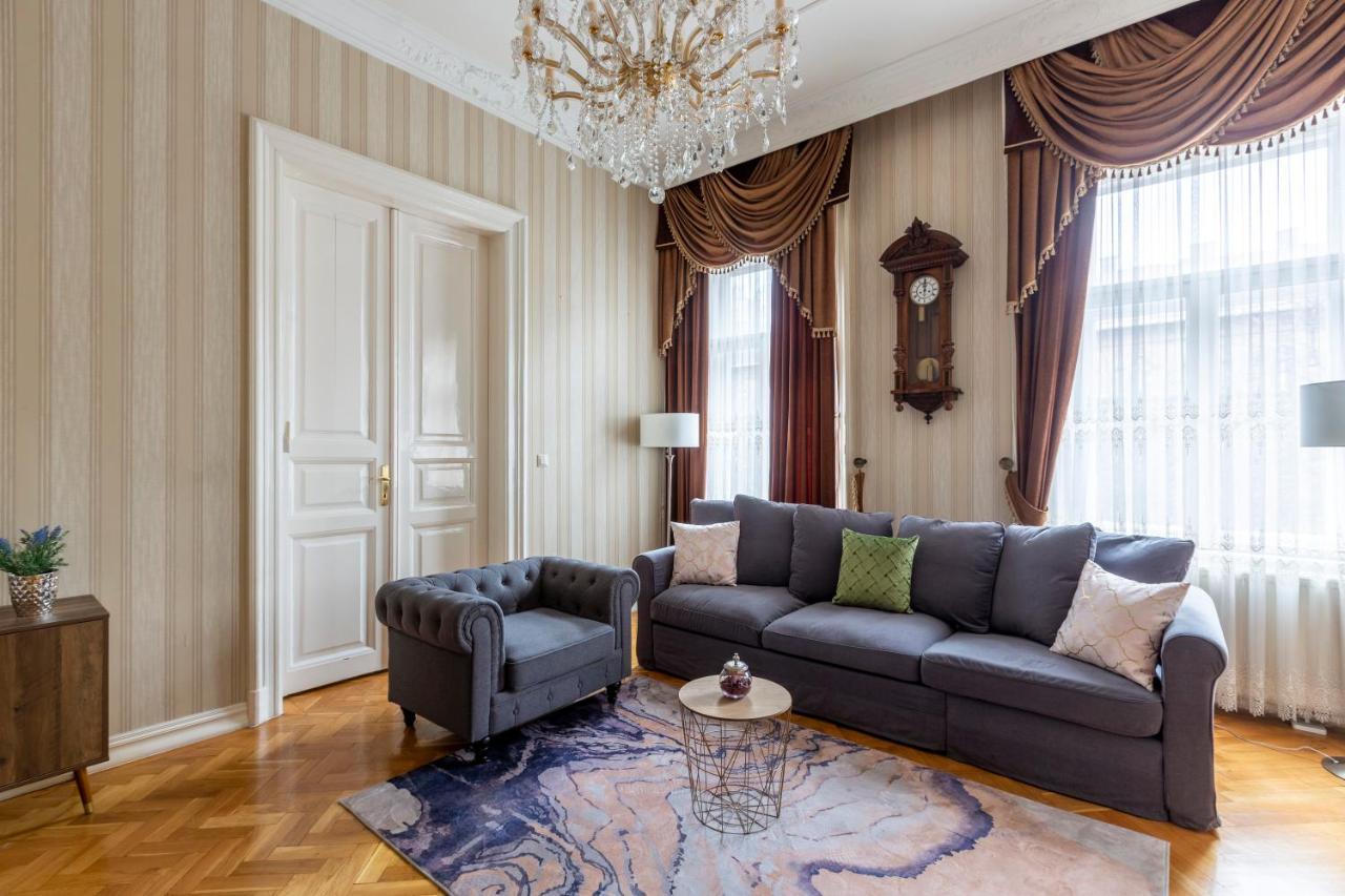 Luxury Central Home Next To The New York Cafe Budapesta Exterior foto