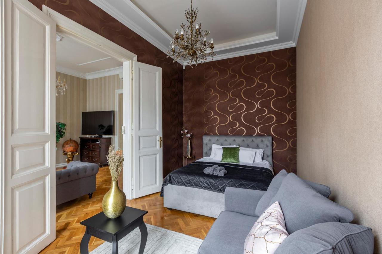 Luxury Central Home Next To The New York Cafe Budapesta Exterior foto